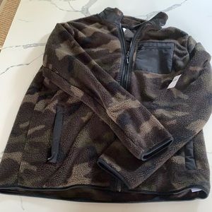 New with tags xl tall camo fleece zip up